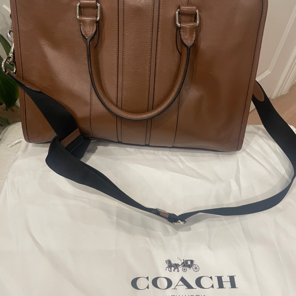 Coach tan Cognac bag almost new - Picture 3 of 3